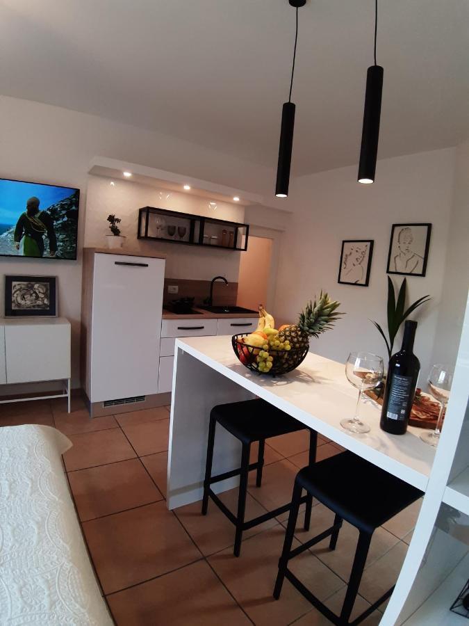 Apartment Iva Studio Rabac Eksteriør billede
